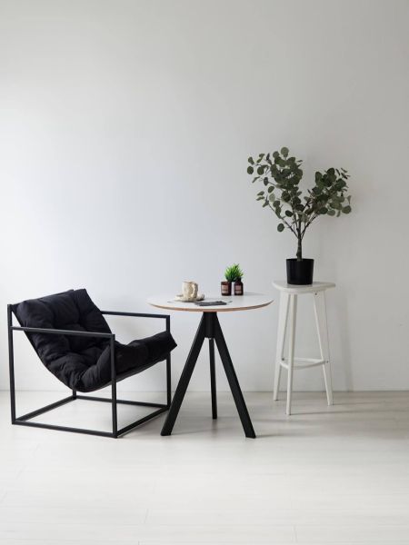 Виды подстолий: как выбрать оптимальный вариант для кухни, ванной или кафе