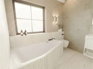 Акриловая ванна Riho Rethink Space Fall B111006005 R заполнение через перелив 160х75см белый