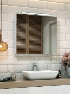 Зеркало-шкаф с подсветкой Vigo Plaza zsh.PLA.80.El 80 см белый