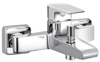 Смеситель для ванны AQUAme Prato AQMP6122 с душевым гарнитуром хром