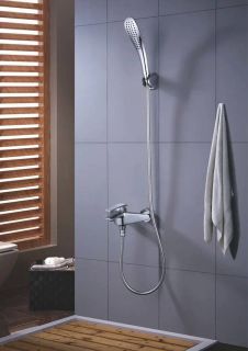 Смеситель для ванны Rose R1302 хром