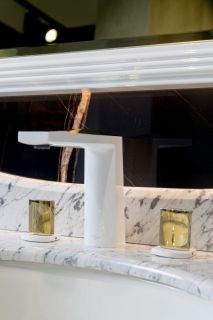 Смеситель для раковины Boheme Venturo 150-WG-ICE белый/золото